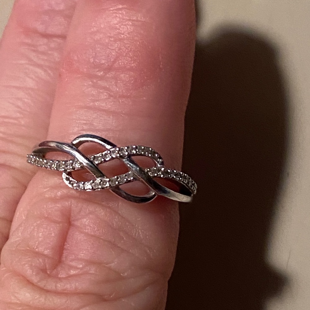 Sold - Picture 5 of 7